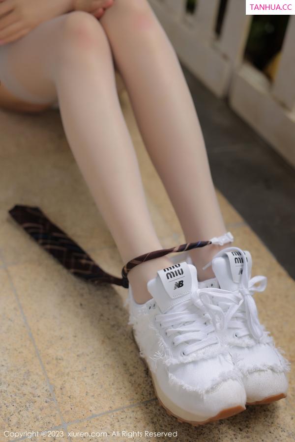 玥儿玥  [XiuRen]高清写真图 2023.02.20 No.6292 玥儿玥er 短裙美腿第40张图片